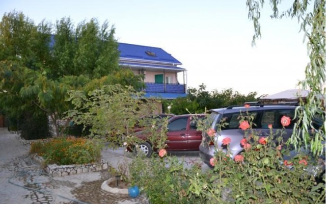 Krabovaya Buhta Hotel