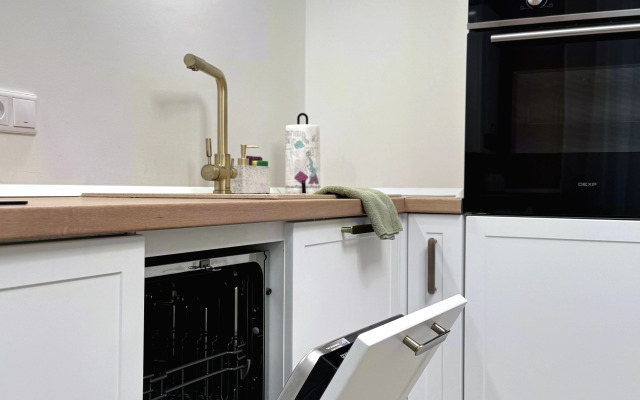 Апартаменты 2-комнатная квартира с прямым видом на Волгу