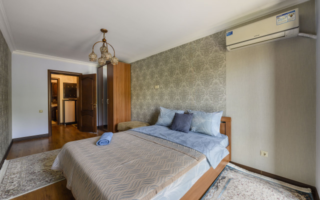12 Samy Tsentr. Idealno dlya Turista ili Komandirovannogo Apartments