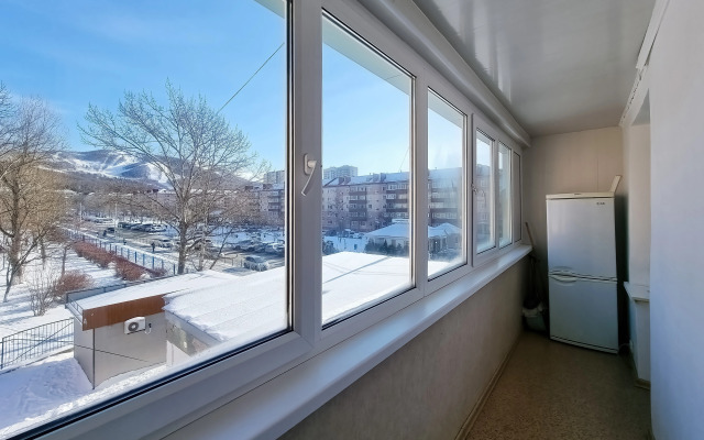 Апартаменты на улице Тихоокеанской 20А