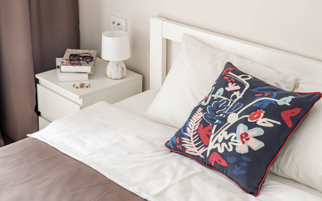 U Naberezhnoy Nevy Flat