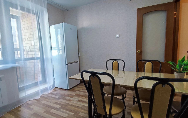 Uyutnaya Prostornaya V Novom ZHK Flat