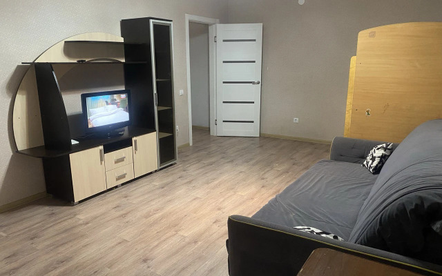 Квартира Уютная двухкомнатная