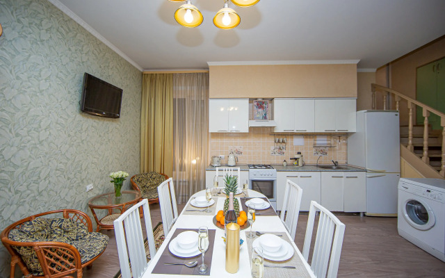 Апартаменты Friends Vacations 3BR & 3BTHR Apartment