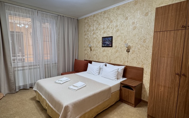 Narton Guest House