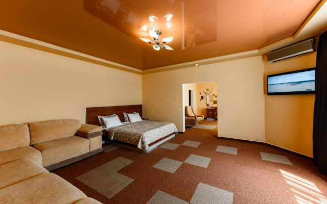 Briz Hotel
