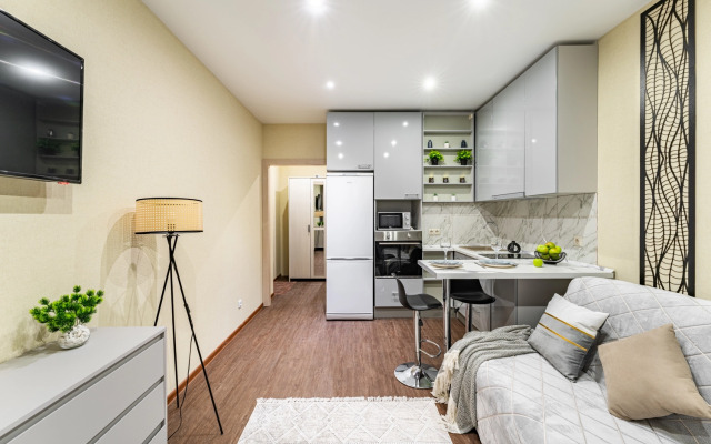 Studiya vozle metro Stakhanovskaya Apartments
