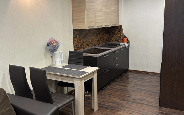 Квартира у метро с джакузи