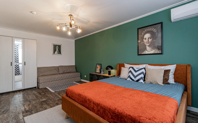 Квартира 2 Ночи на улице Генерала Трошева 25