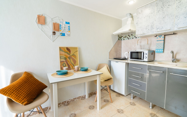 Yuzhnyih Kultur Studio PosutochnoSochi.rf  Apartments