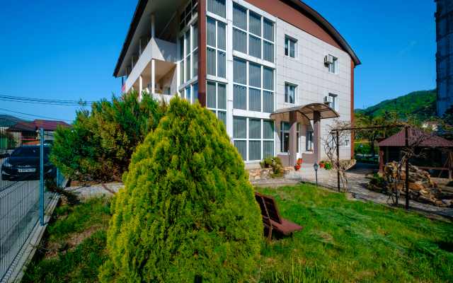 Elladen Guest House