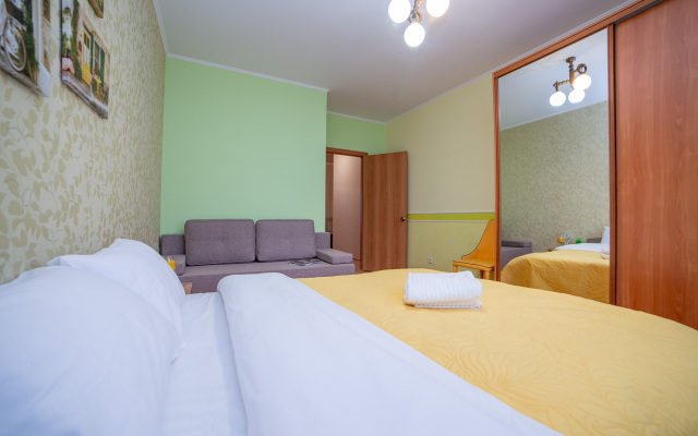 Апартаменты Бажова 68