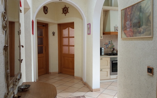 Квартира Красная 8