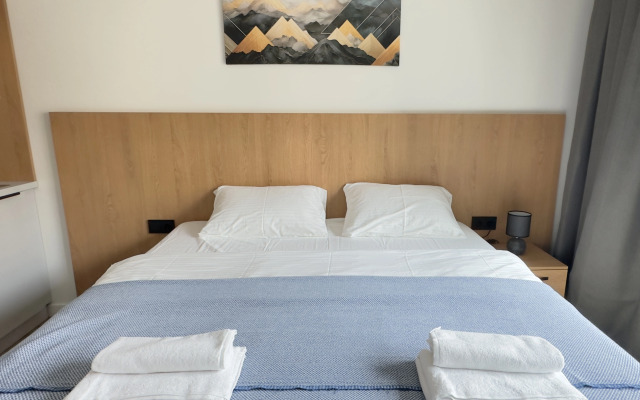 Vysshiy Klass Na Vasilyevskom S Bolshimi Oknami Apartments