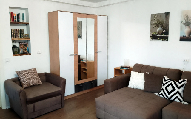 Квартира Тихая уютная квартира с отдельным входом в Дубне