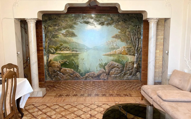 Okolo Devichyey Bashni, Stary Gorod/Baku Apartments