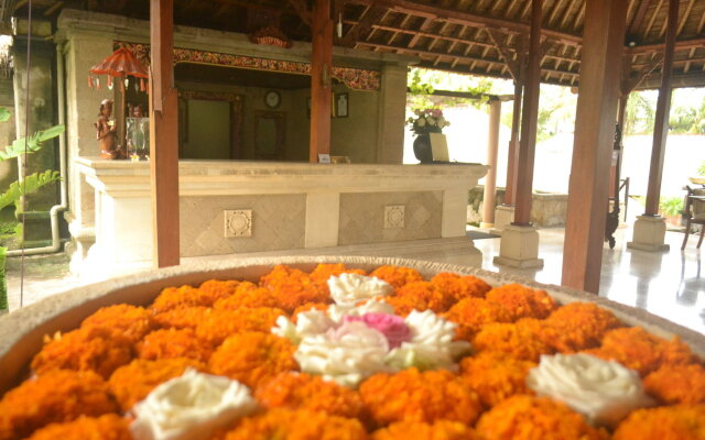 Puri Bagus Lovina Hotel