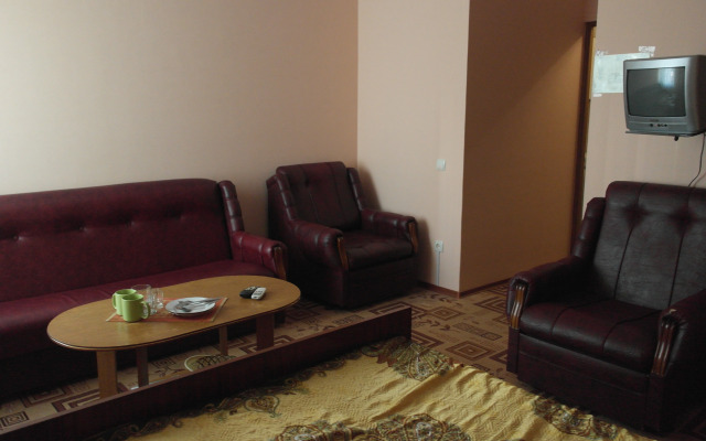 Отель Дронго