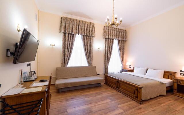 Dom Chajkovskogo Guest House