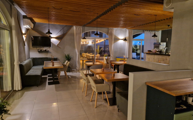 Отель Saga Ravda