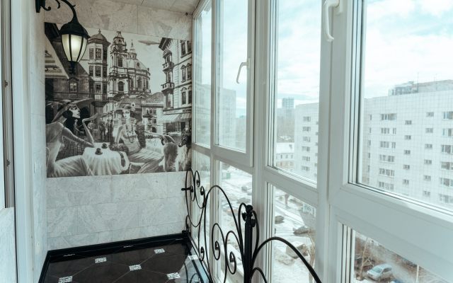 3komn Kvartira S Launzh-Zonoy i dvumya lodgiyami Apartments