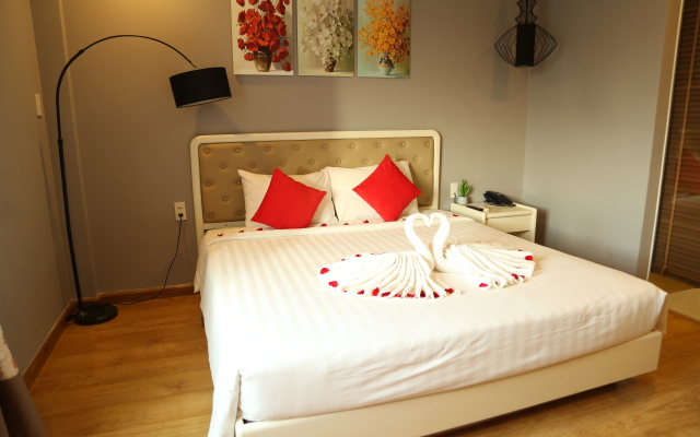 Kaka  Hotel