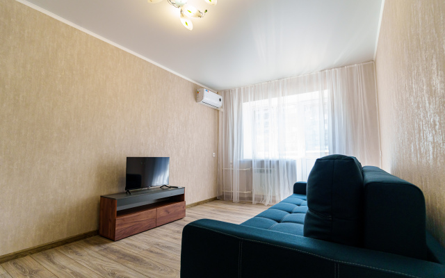 V Tsentre Novorossiyska Ot LetoApart Apartments