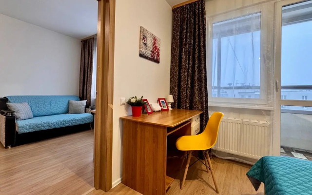 Квартира InRoomSPb на Евгения Шварца 12