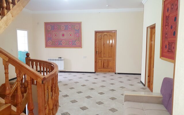 Qamar Hotel