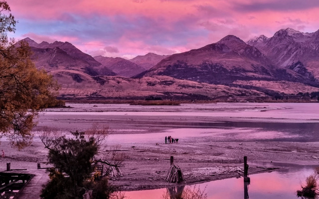 Отель Kinloch Wilderness Retreat