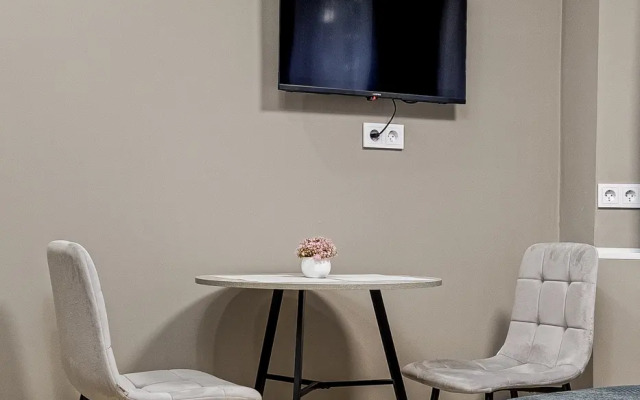 6 Komfortno I Tochka Na Simferopolskom Bulvare 16k1 Apartments