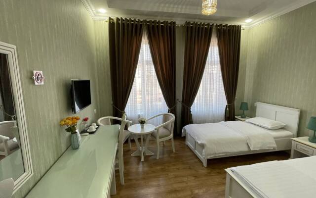 Izumrud Palace Hotel