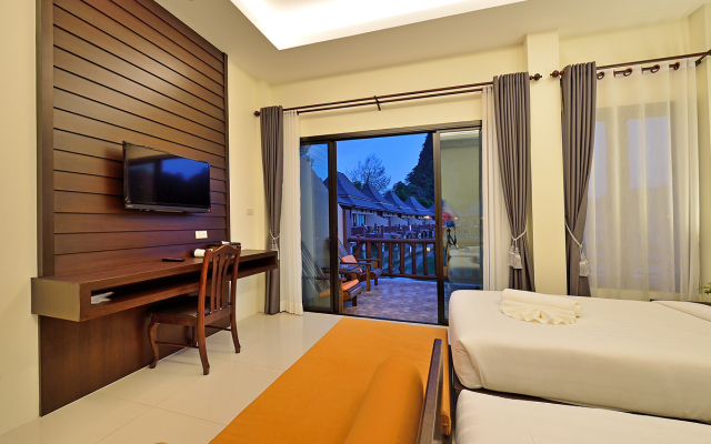 Poonsiri Resort Aonang Hotel