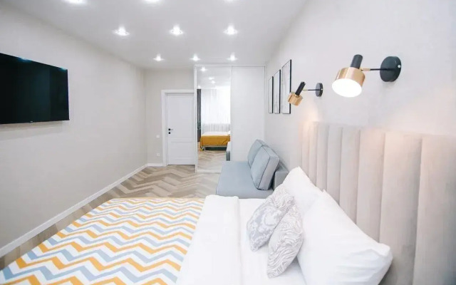 3kh Komnatnaya S Dizaynerskim Remontom Flat