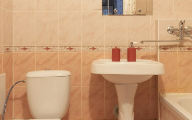 Квартира Просторная четырехместная квартира у метро