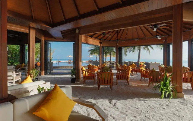 Dhigufaru Island Resort