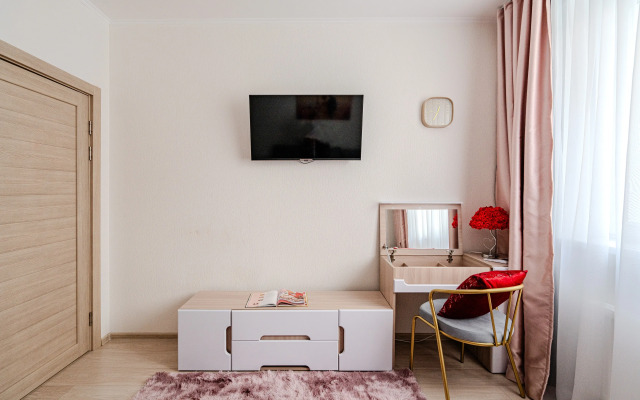 Квартира 2-комнатная рядом с ТЦ Веер Молл