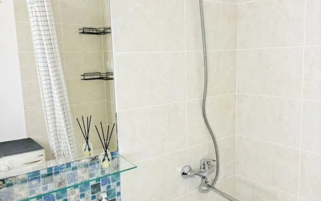 Квартира Светлая Однокомнатная на Челюскинцев 2Б