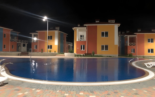 Апартаменты Уютная студия возле моря