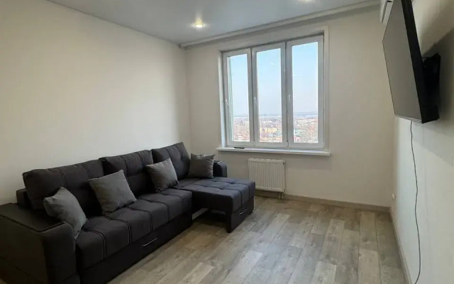 Na Chaykovskogo 100/2 Apartments