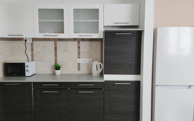 Komfort Na Tsentralnom Proyezde 17 Apartments