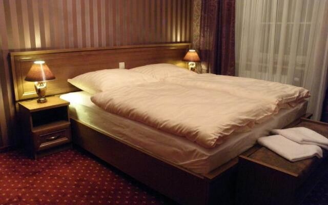Pałac Lucja Hotel