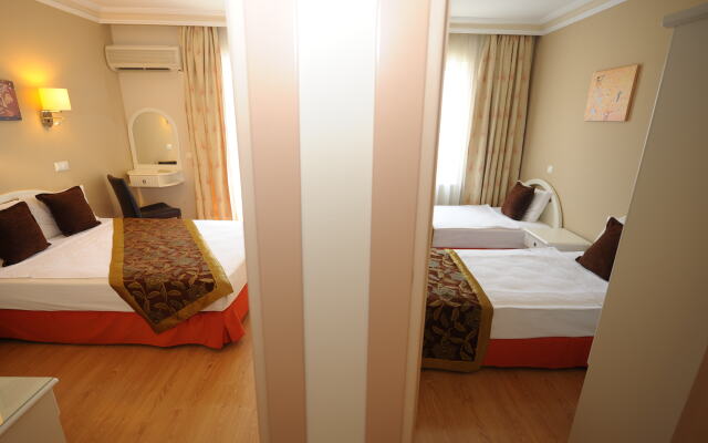 Karael Hotel