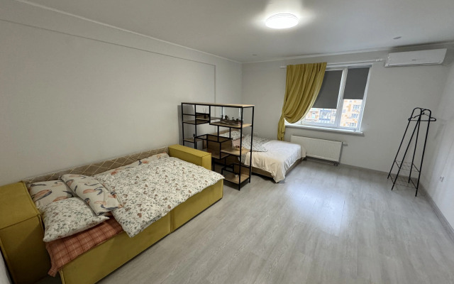 Dvuhkomatnaya Okolo "Megi" Na Prospekte Pobedy 139ak2 Flat