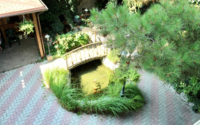 Na Komsomolskoy Guest House