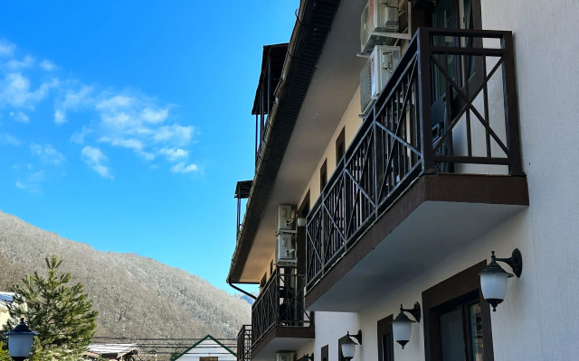 Aysberg Guest house