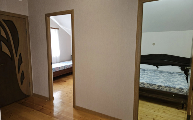 Briz Gostevoj House