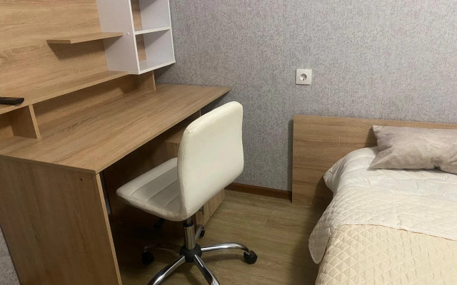 2Kh Komnatnaya Ryadom S Nlmk I Oez Flat