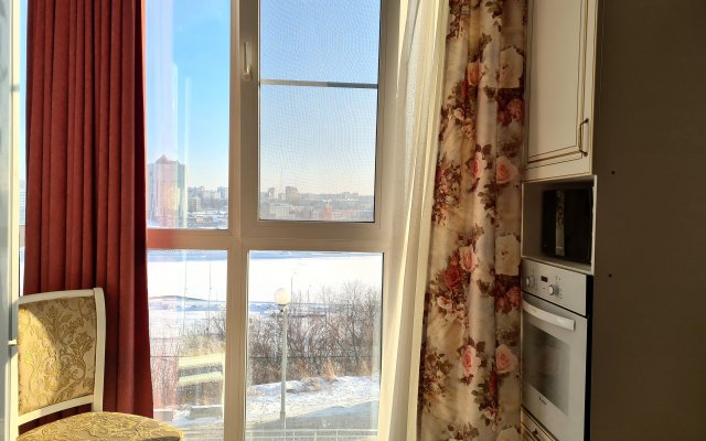 Квартира 3-к с панорамными окнами на залив от RentAp, 6 сп.мест