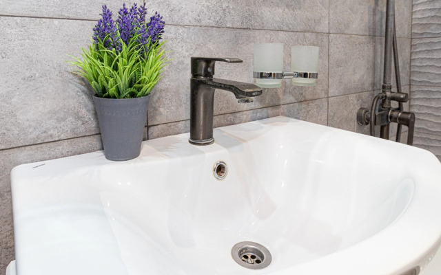 Квартира Здесь Отдых на Домбайской (Губернский)